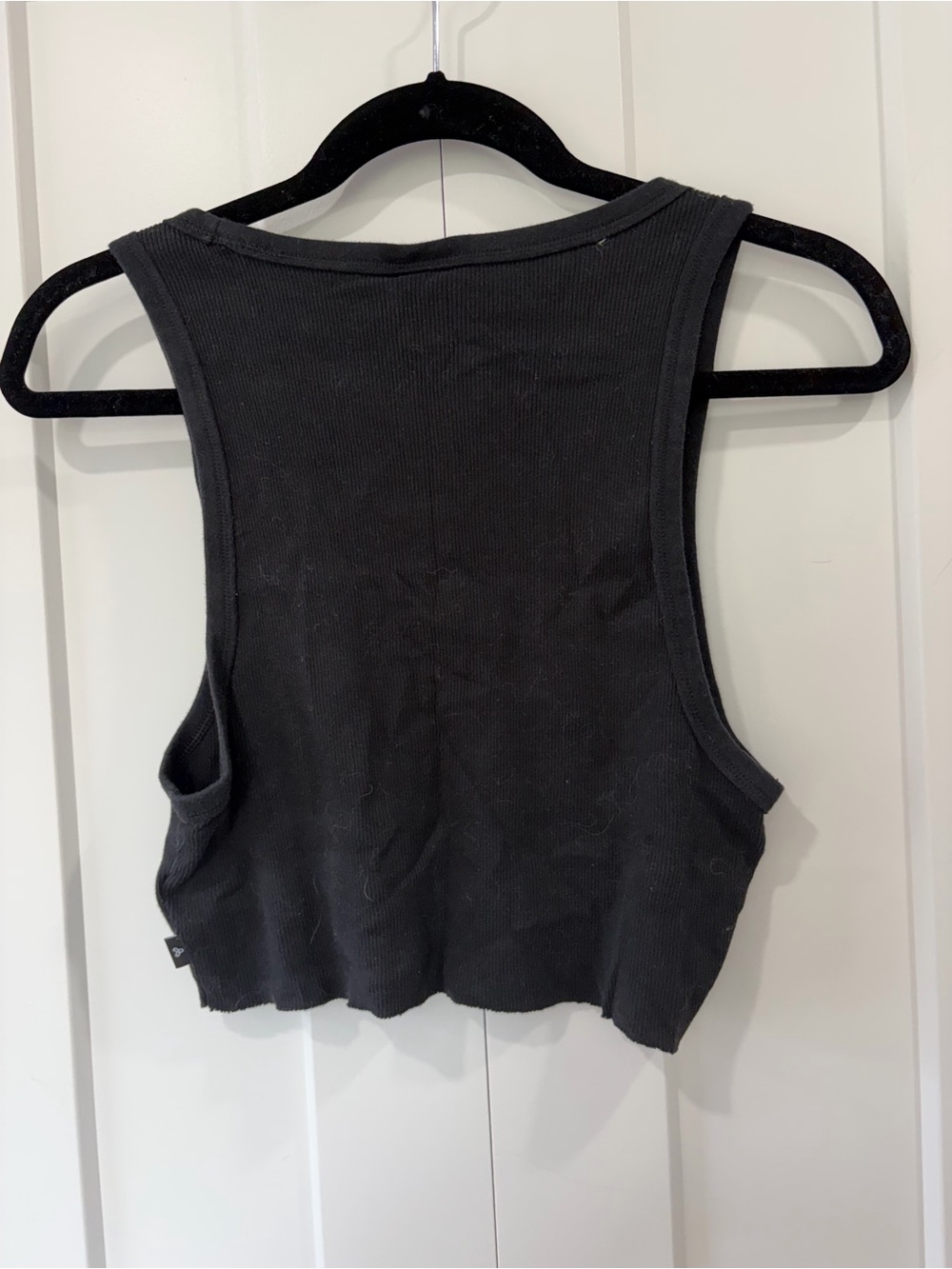 TNA Black Ribbed Crop Tank - Picture 2 of 2